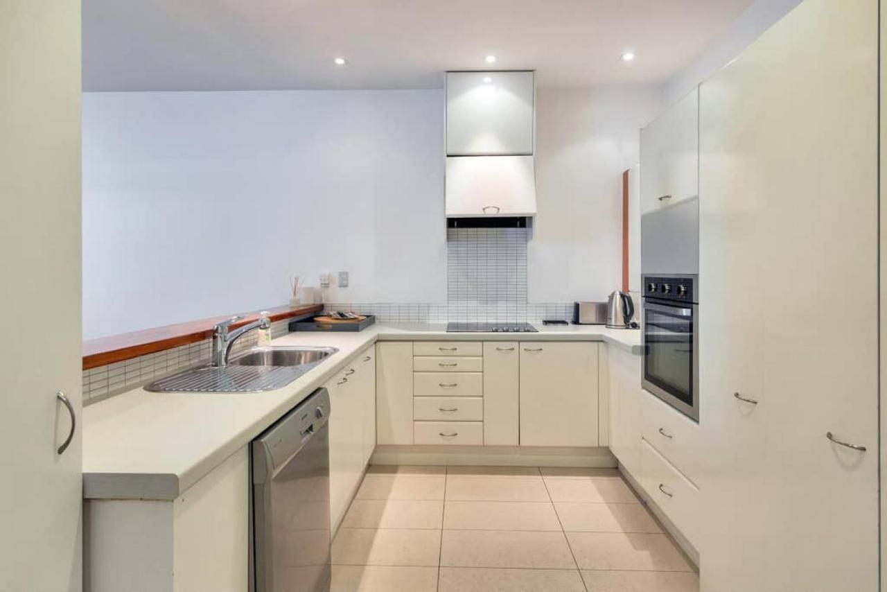 Spacious 2Br Near Westfield Newmarket Auckland Exterior photo