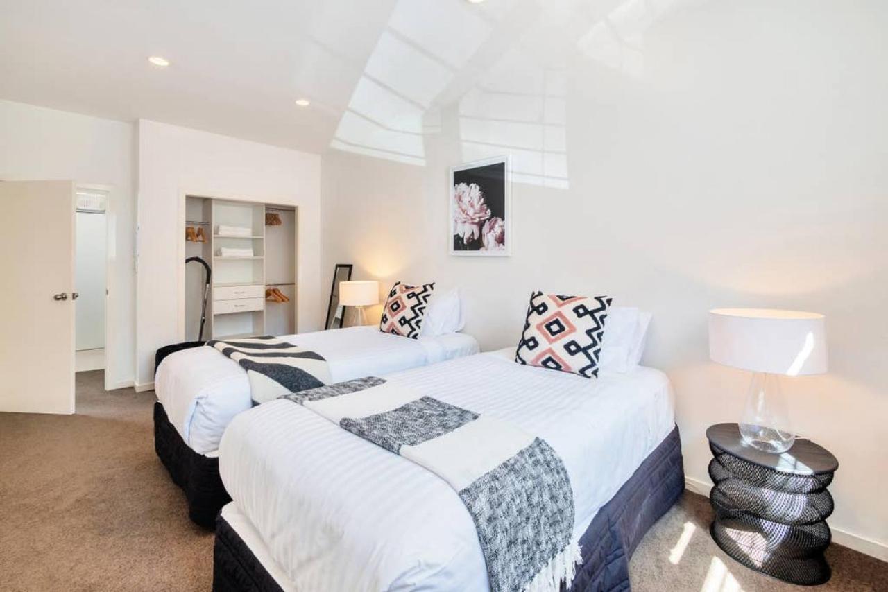 Spacious 2Br Near Westfield Newmarket Auckland Exterior photo